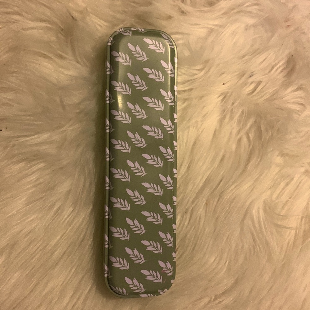 Green metal pencil case